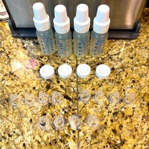 FOUR Dr. Brown’s Baby Bottles (4 Oz) and EXTRA items included! 🍼